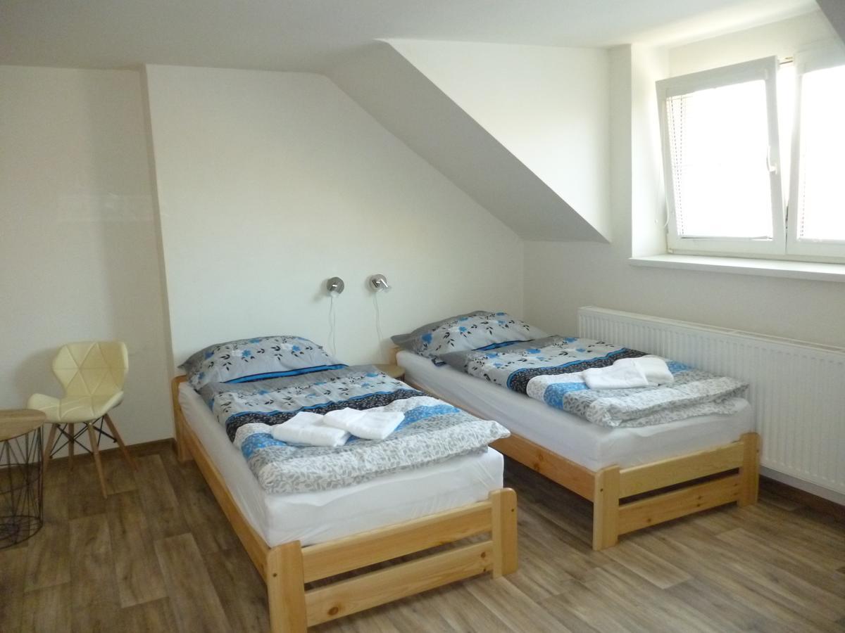 Apartman Relax-Chatka A Apartman Mikulov Ngoại thất bức ảnh